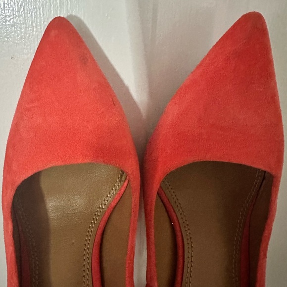 Tory Burch Vibrant Orange Heels - Picture 4 of 5